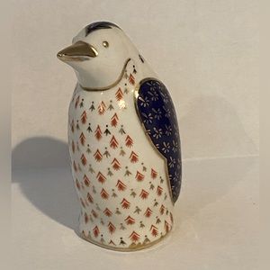 Vintage Porcelain Penguin from The Tapestry Collection 24K Gold Trim